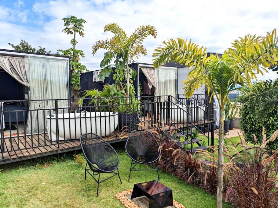 Tiny House Paraiso Minicasas Com Hidromassagem Pouso Alegre Exteriör bild